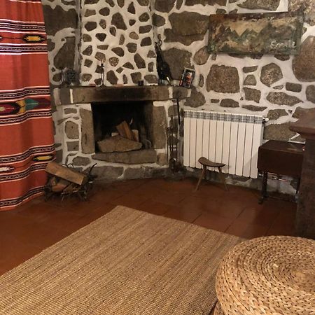 Chales Na Montanha - Casa Do Lado - Serra Da Estrela มันเตย์กัส ภายนอก รูปภาพ