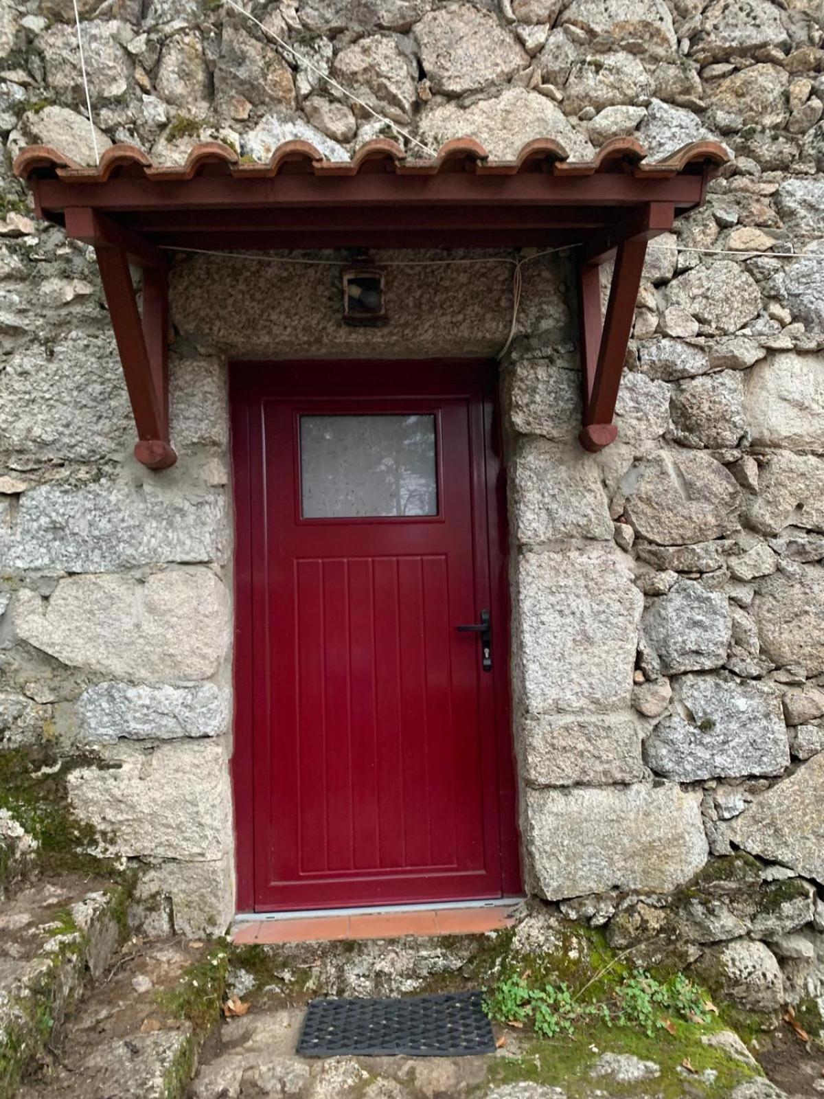 Chales Na Montanha - Casa Do Lado - Serra Da Estrela มันเตย์กัส ภายนอก รูปภาพ